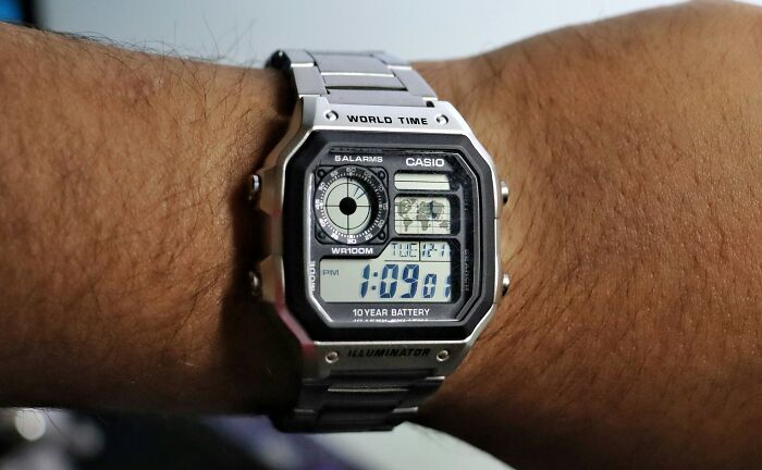 Digital wristwatch with world time feature, a travel essential to make trips easier and more peaceful.