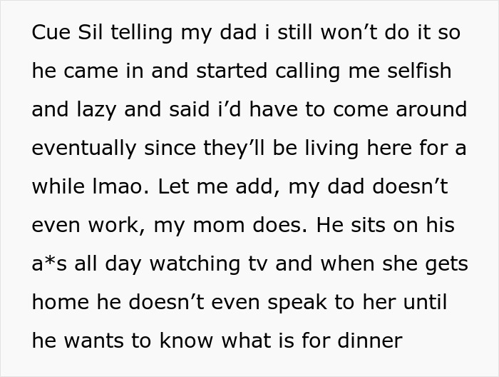 Text screenshot discussing refusal to babysit after parents volunteer daughter without asking her first.