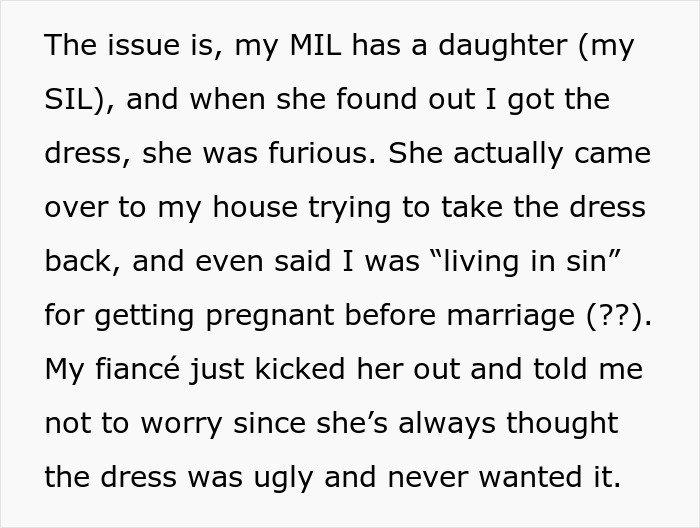 Text screenshot about a pregnant bride having conflict with her sister-in-law over a wedding dress. Text screenshot about a pregnant bride having conflict with her sister-in-law over a wedding dress.