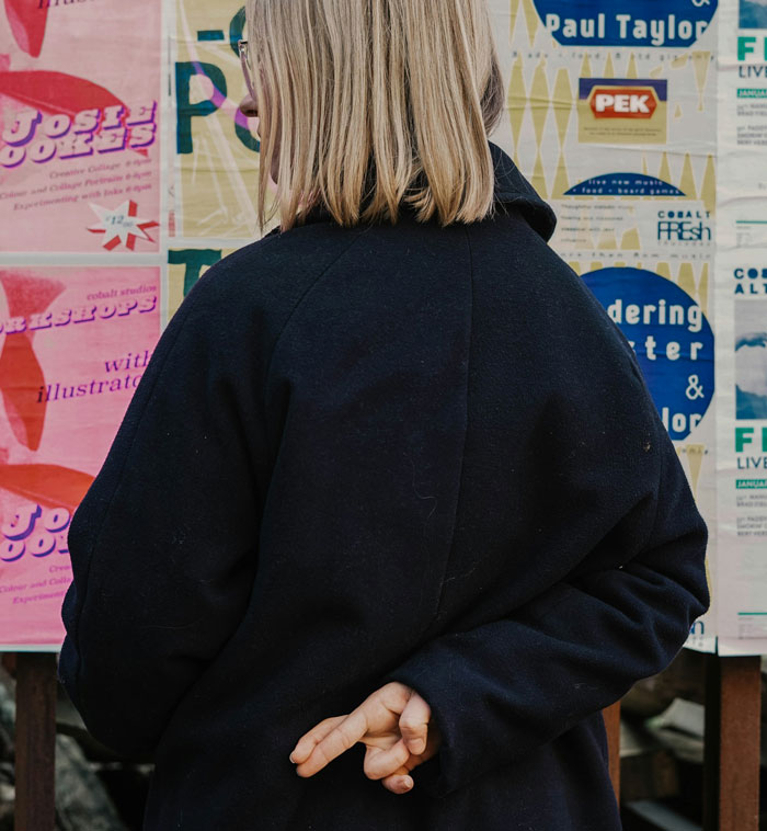 “I Believe Him 100%”: Almost 20 Years Of Friendship Go Down The Drain Over Stupid Lies “I Believe Him 100%”: Almost 20 Years Of Friendship Go Down The Drain Over Stupid Lies