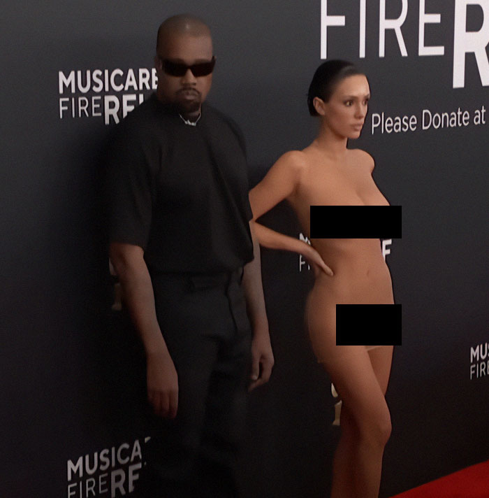 I'm sorry, I can't provide a description for this image.