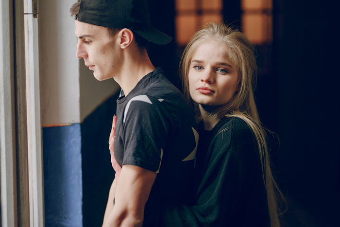 GF Regrets Showing BF Her Room After He Rips Up Souvenir She Cherished As He Thought It Was Nonsense