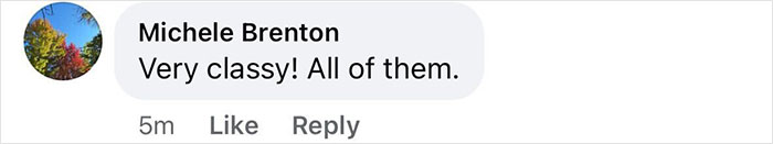 Comment praising Mindy Kaling's stunning appearance and classy style.