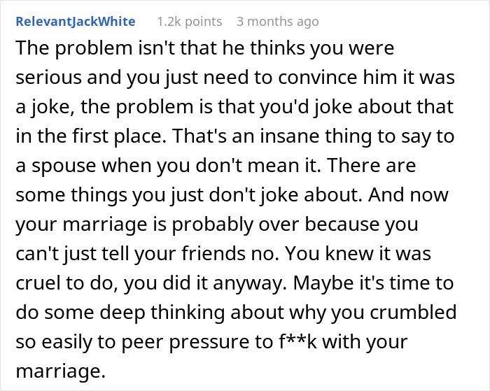 Text comment criticizing a woman's joke about her marriage, highlighting the consequences of joking about divorce.