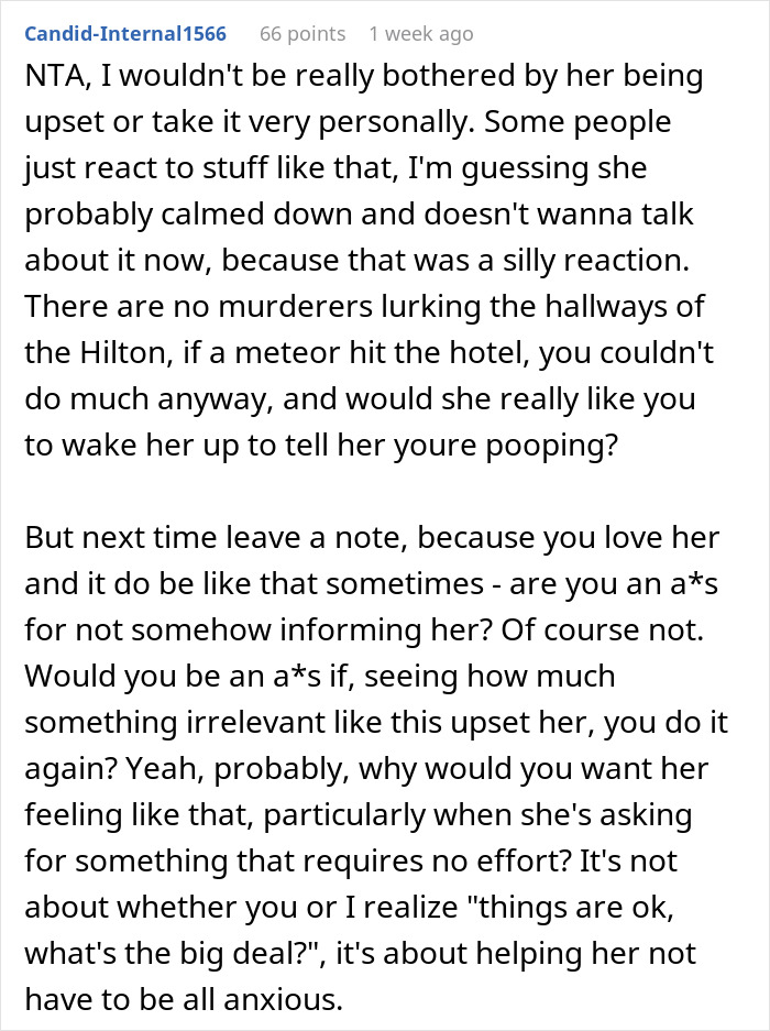 Reddit comment discussing a man's decision to use a hotel lobby toilet to avoid upsetting his girlfriend.