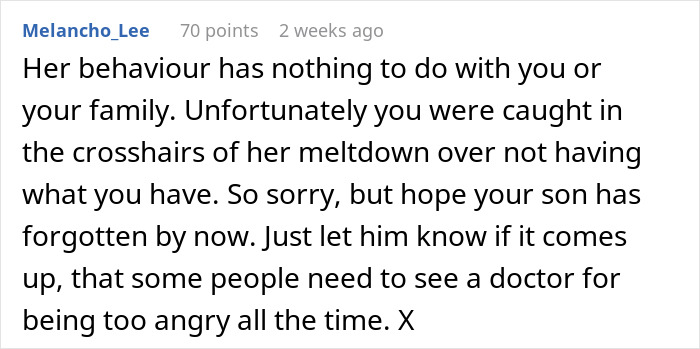 Comment about a restaurant incident involving an angry customer reaction toward another family.
