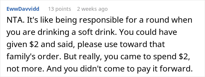 Reddit comment about a customer declining a "pay it forward" chain in a dining scenario.