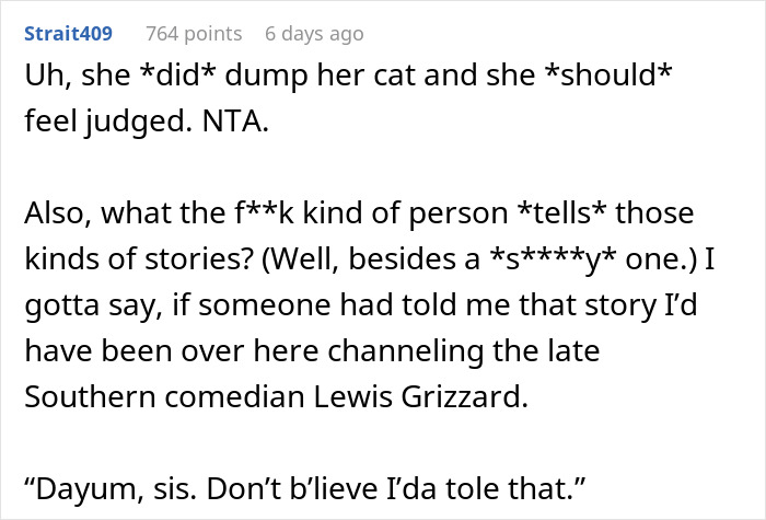 Reddit comment criticizing woman for re-homing cat on the street.