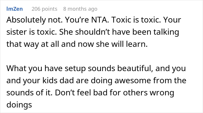 Reddit comment discussing toxic relationship with sister over babysitting. Reddit comment discussing toxic relationship with sister over babysitting.