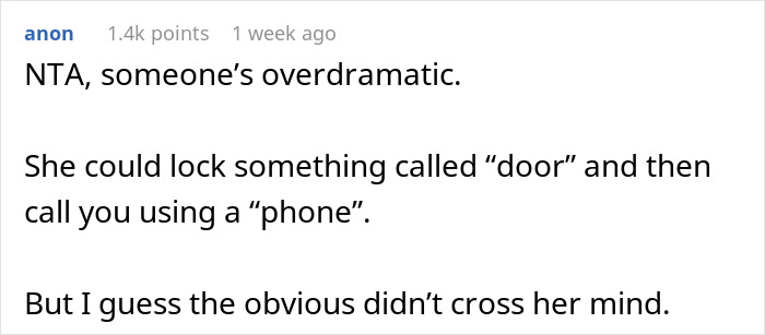 Text comment on a forum about a man sneaking out to use a toilet, mentioning overdramatic response.