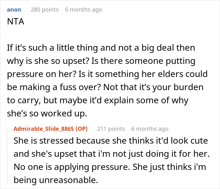 Reddit comments discussing different opinions on dressing twins. Reddit comments discussing different opinions on dressing twins.