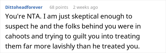 Reddit comment discussing a customer's response to ending a "pay it forward" chain.