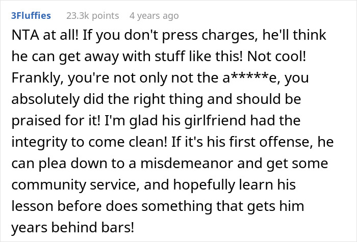 28YO Steals Parents' TV Claiming His Niece Broke It, Mom Horrified To Learn Truth And Calls Police