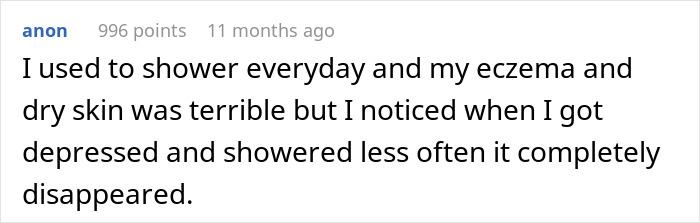 Reddit comment about not showering regularly and skin improvement.