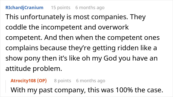 Text conversation about worker dynamics and HR challenges in companies, with comments from two users. Text conversation about worker dynamics and HR challenges in companies, with comments from two users.