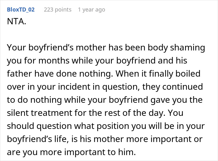 Text post discussing a situation involving a boyfriend's mother and body shaming. Text post discussing a situation involving a boyfriend's mother and body shaming.