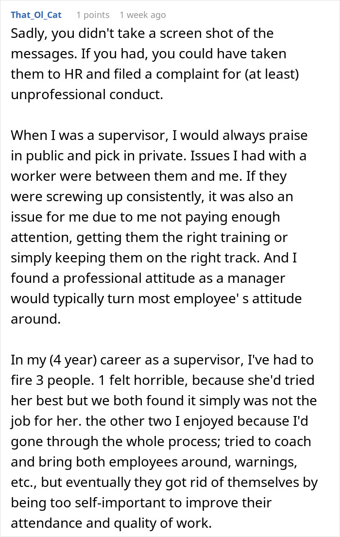 Text conversation about management issues, highlighting professional and patronizing conduct in group chat.