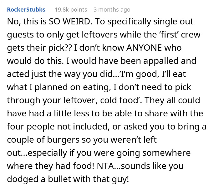 Reddit user comments on friends who let guests eat only leftovers, expressing disapproval.