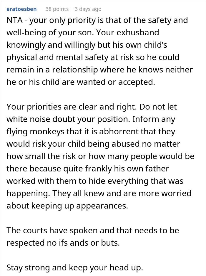 Text screenshot discussing a mom protecting her son over stepsiblings, addressing fairness and strictness.