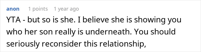 Reddit comment discussing family dynamics and relationship advice. Reddit comment discussing family dynamics and relationship advice.