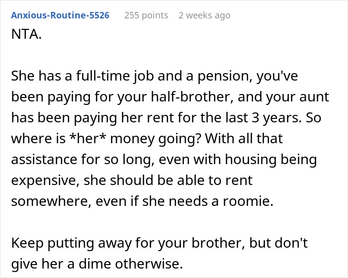 Online forum response about dad&rsquo;s ex-wife and son's financial situation.