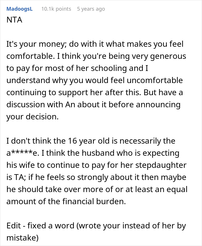 Online comment discussing a 16-year-old's situation with her bio mom's legacy and stepmom's college fund decision.