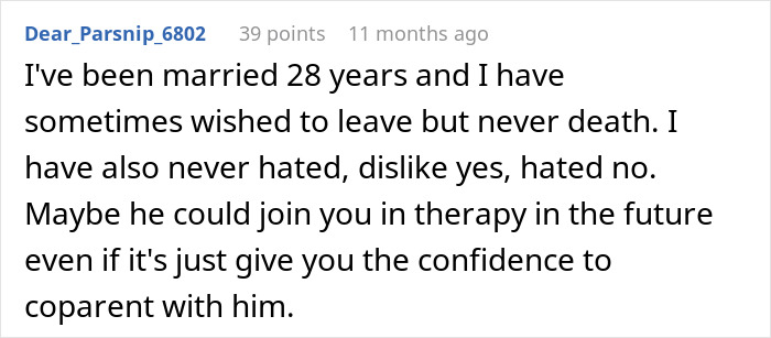 User comment discussing marriage challenges and co-parenting advice. User comment discussing marriage challenges and co-parenting advice.