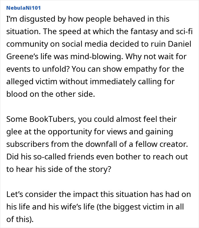 Text discussing BookTube crisis and the controversy around consent revelation. Text discussing BookTube crisis and the controversy around consent revelation.