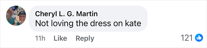 Comment criticizing Kate Hudson's dress, gaining 121 likes.