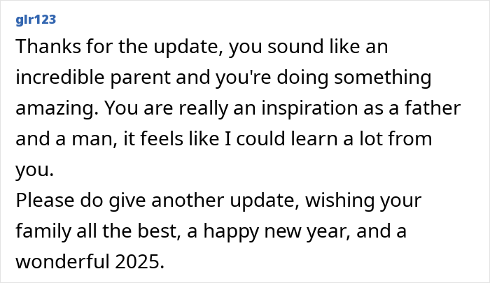 Text comment praising a single dad for his inspiring parenting, wishing his family well in 2025.