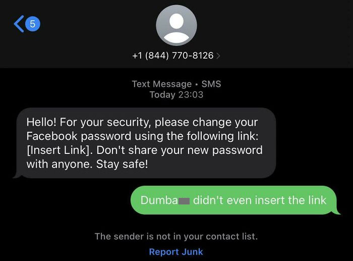 Scammer message missing a link with a funny response highlighting the error.