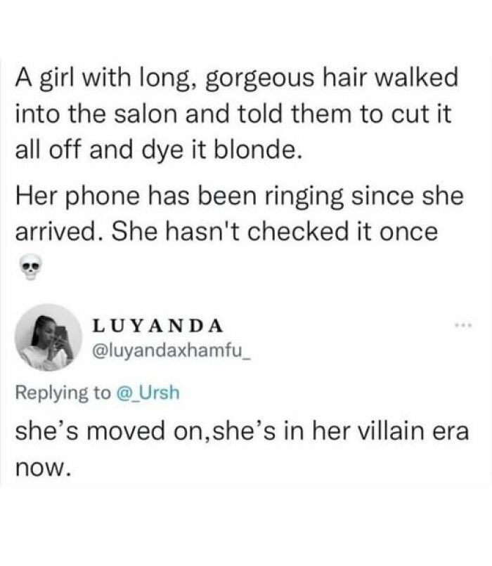 Text meme about a girl ignoring her phone at a salon, highlighting peak internet humor.