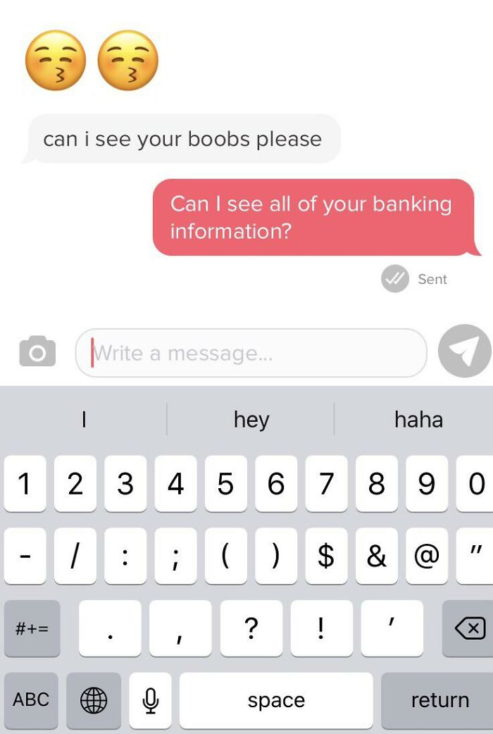 Creepy DMs exchange with a witty clapback about sharing banking info.