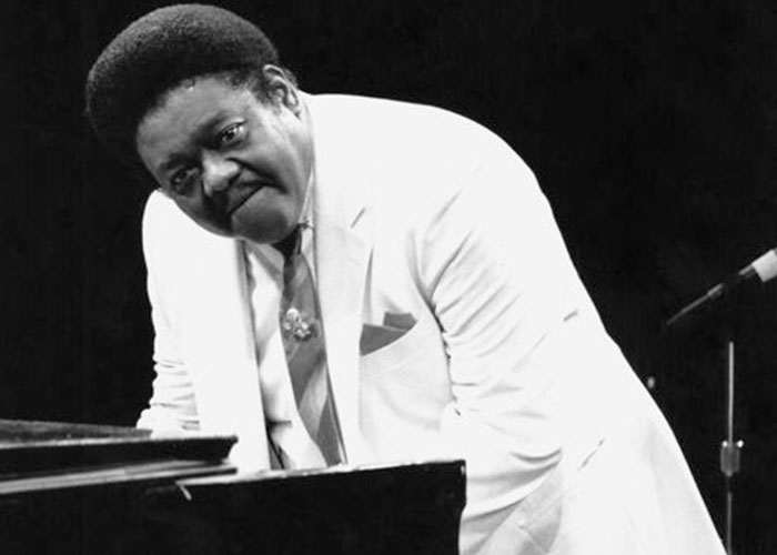 "Went Out Of His Way To Be Super Kind": 40 People Share Their Nicest Celebrity Encounters Ever