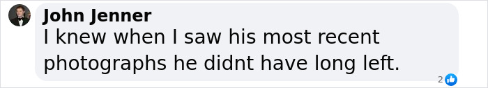 Text from a commenter discussing recent photographs of a public figure.