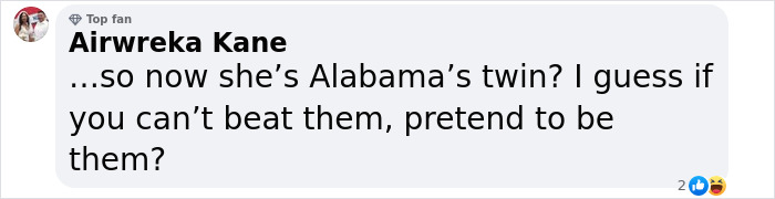 Social media comment accusing Bhad Bhabie of copying a look, referencing a twin comparison. Social media comment accusing Bhad Bhabie of copying a look, referencing a twin comparison.