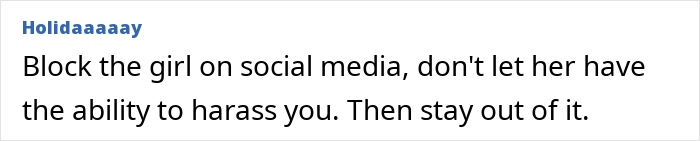 Comment advising roommate to block college student on social media after apartment mess and deposit dispute.