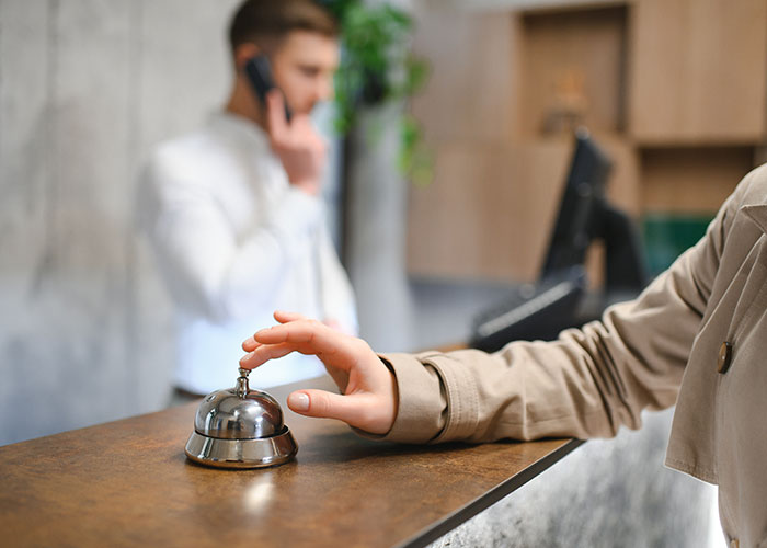 43 Times Housekeepers Were Taken Aback By Things Left In Rooms: “Forgot His Inflatable Girlfriend”