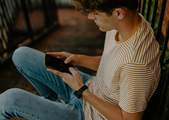 Man Cancels A Couple&rsquo;s Valentine&rsquo;s Dinner After They Used His Number For Reservations