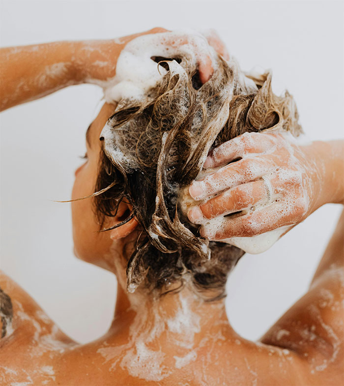 Woman’s Stench Leaves Man Resentful And Revolted, Gets Told He’s The Problem In The Equation Woman’s Stench Leaves Man Resentful And Revolted, Gets Told He’s The Problem In The Equation