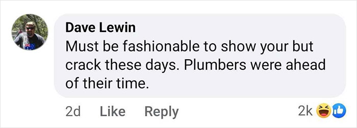 “Plumber’s Crack”: Internet Reacts To Risqué Red Carpet Trend Of Stars Flashing Their Rears “Plumber’s Crack”: Internet Reacts To Risqué Red Carpet Trend Of Stars Flashing Their Rears