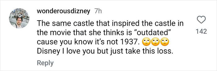 Comment criticizing Disney's 'Snow White' Spain event, calling it outdated and referencing the 1937 castle.
