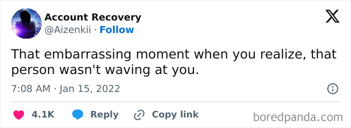 Tweet about an awkward life moment realizing someone wasn't waving at you.