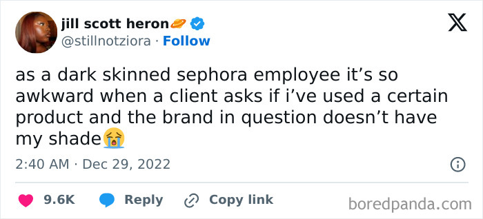 Awkward moment tweet by a Sephora employee about a client's product question.