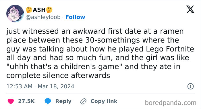 Awkward life moment at a ramen place: a first date goes silent after a Lego Fortnite discussion.