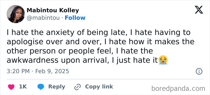 A tweet about the awkwardness of being late, expressing anxiety and frustration with apologizing repeatedly.