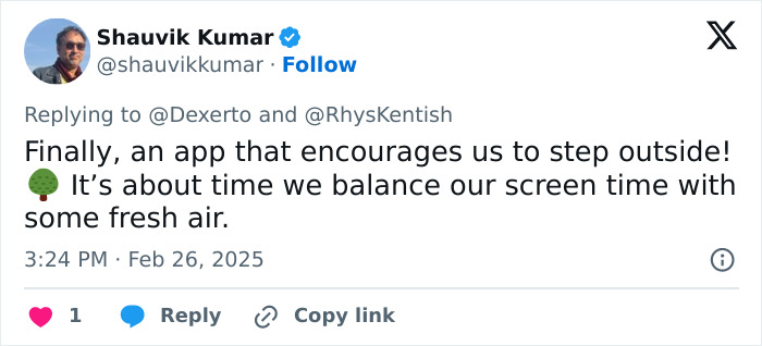 Tweet about app encouraging outdoor activity, promoting balance between screen time and fresh air.