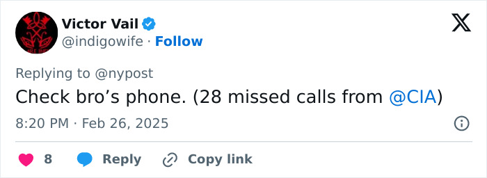 Tweet about "alien" fish, mentioning missed calls from CIA.
