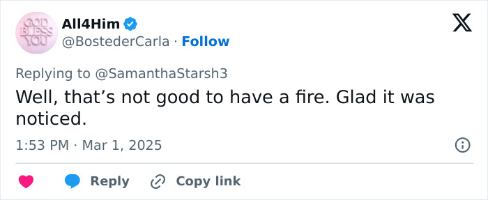 Tweet reacting to the news of FedEx aircraft catching fire, commenting on the situation.