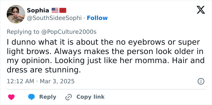 Tweet discussing Miley Cyrus's bleached eyebrows at Oscars 2025, mentioning her hair and dress. Tweet discussing Miley Cyrus's bleached eyebrows at Oscars 2025, mentioning her hair and dress.